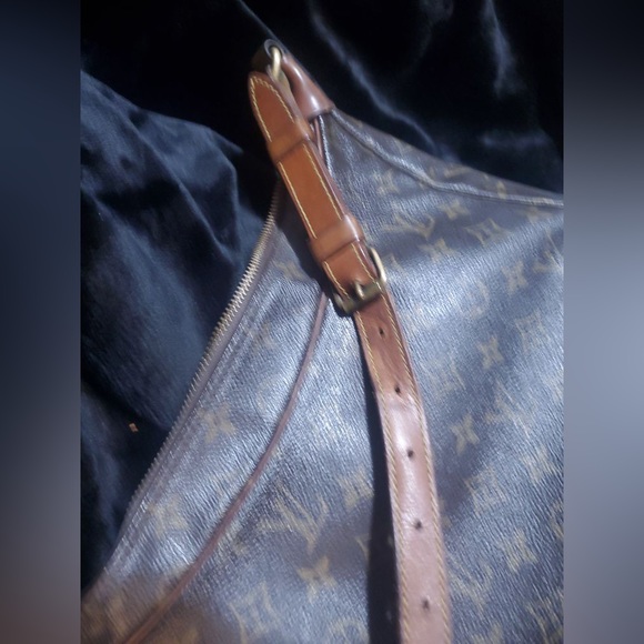 💕👜VINTAGE LOUIS VUTTION BOULOGNE SHOULDER BAG👜💕 - Picture 8 of 9